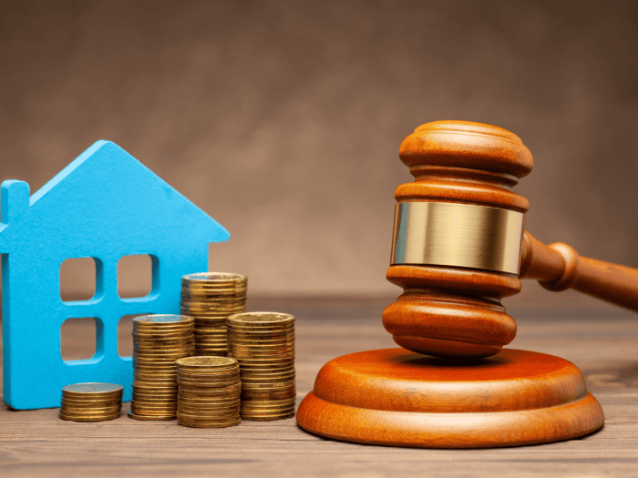 Personal property in divorce settlements